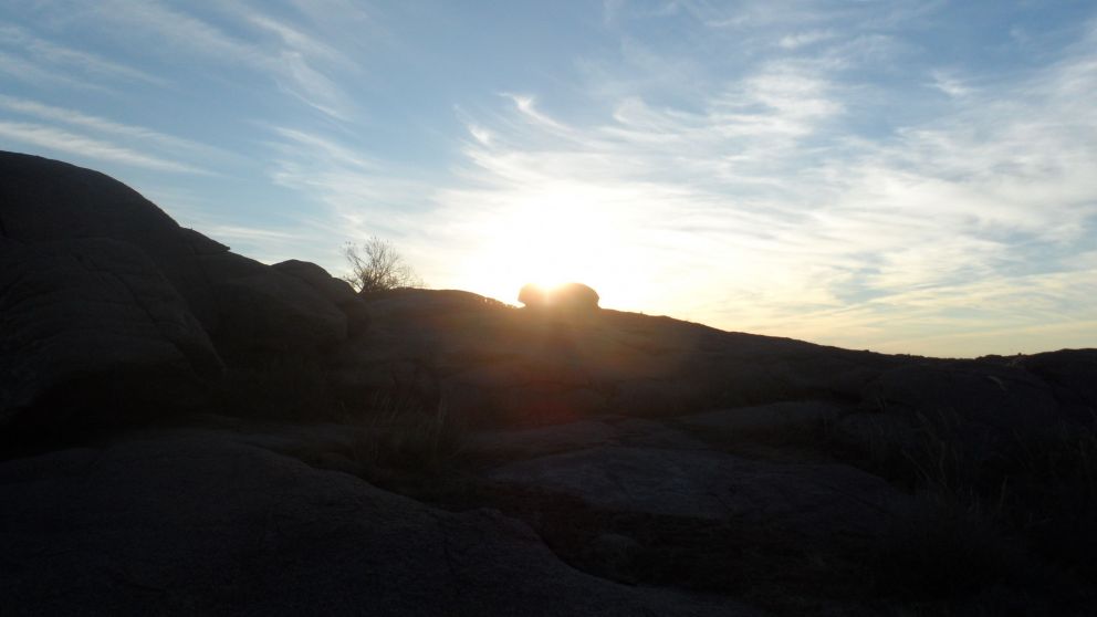 El momento del solsticio de verano, visto desde lejos, y el afamado Zapato, un símbolo de los cordobeses e, además, tenía muchos más atributos para los comechingones.