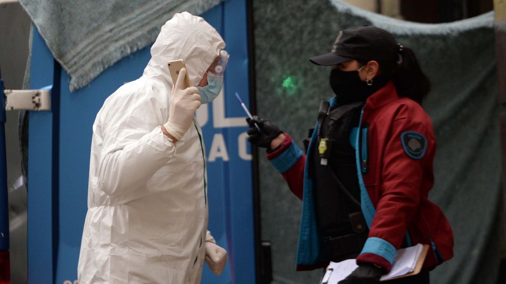 El martes se detectaron posibles casos de coronavirus en un geriátrico de Palermo (Nahuel Ventura/Crónica).