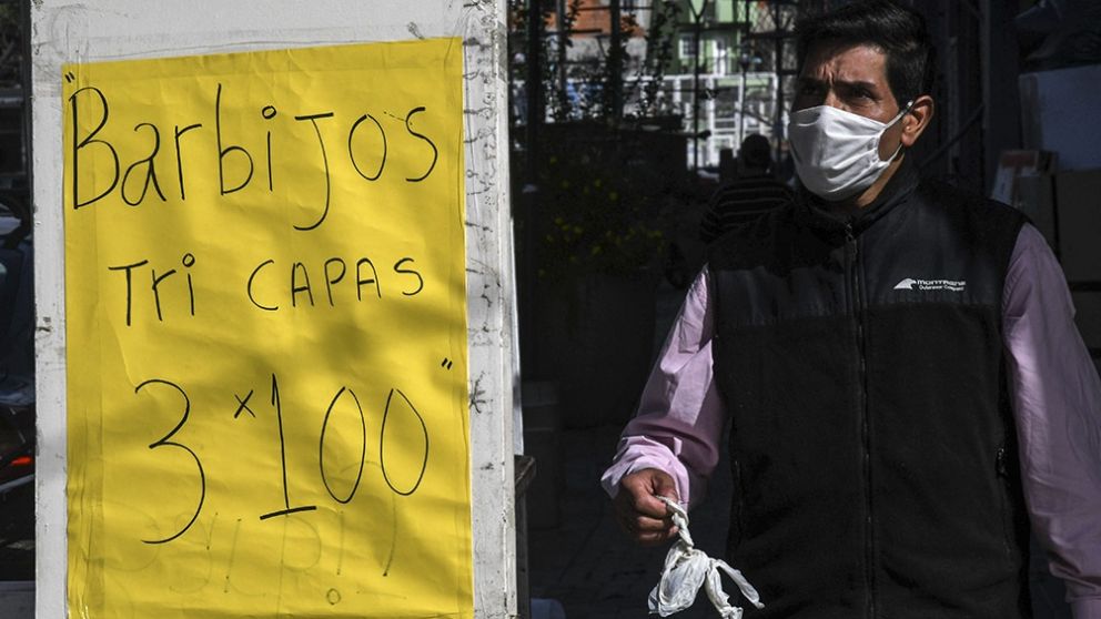 La cantidad de casos acumulados en Capital desde que comenzó la pandemia es 32.414 (Télam/Archivo).