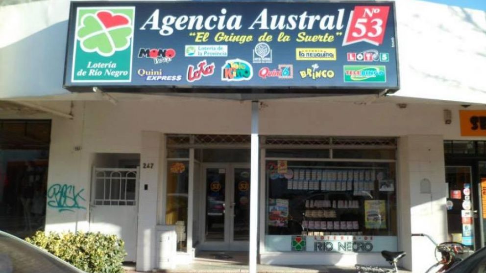 La agencia de la suerte fue el centro de atención de toda la ciudad.