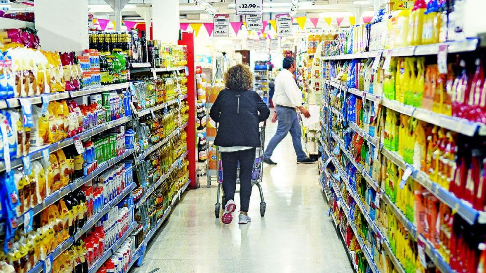 Las góndolas porteñas, con subas por arriba del 10%. (Rubén Paredes/Crónica)