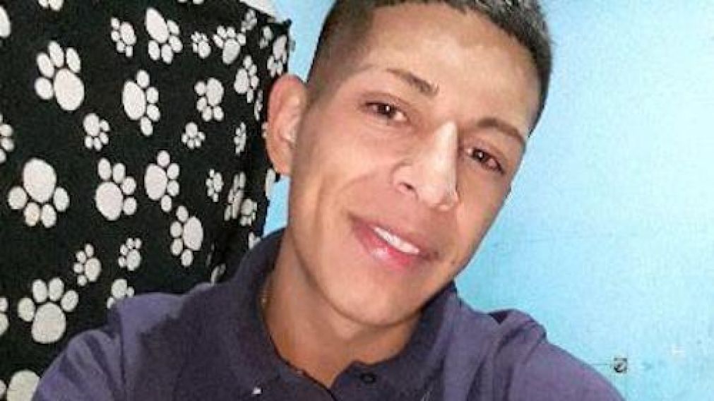 El joven que fue asesinado a balazos por el policía.