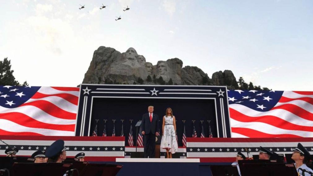 Trump estuvo el viernes en el Monte Rushmore (Twitter).