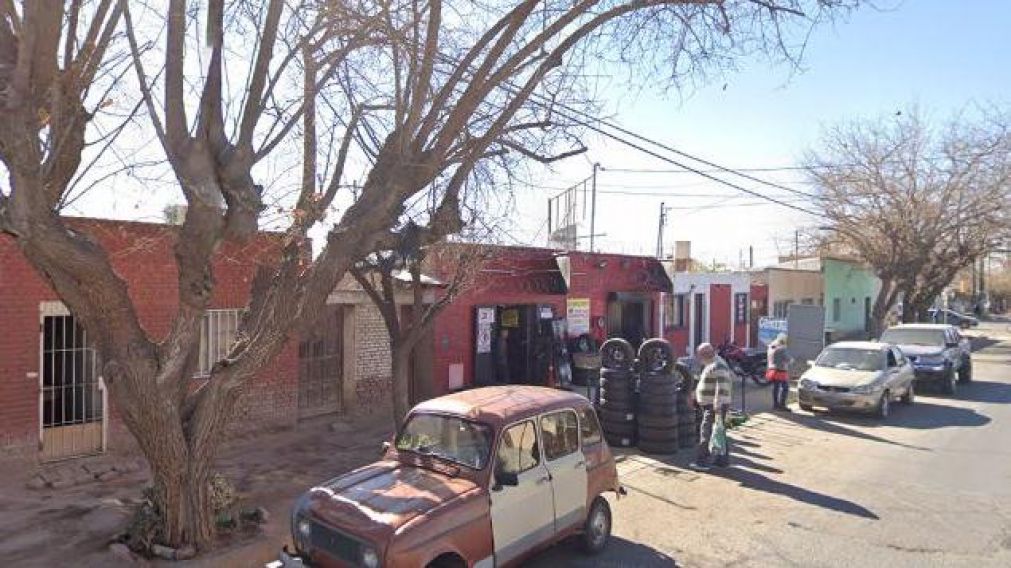 Conmoción en el establecimiento de Guaymallén (Google Street View).