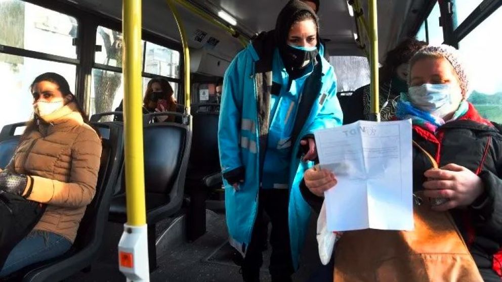 ¿Cómo evolucionó el uso del transporte público durante la cuarentena? (Télam)