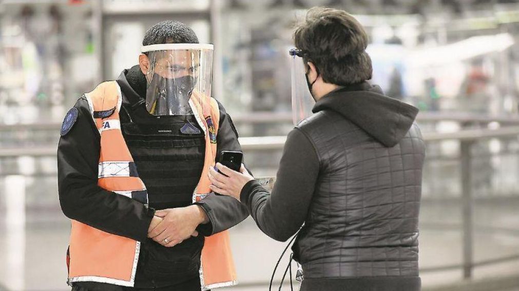 La nueva cuarentena "más restrictiva" será del 1 al 17 de julio.