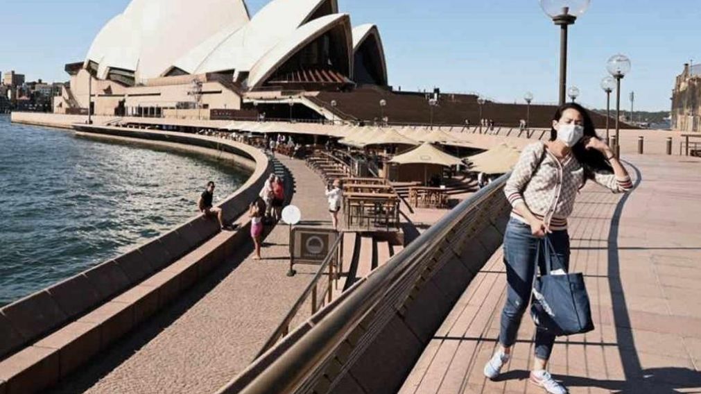Postales de ciudades vac�as.