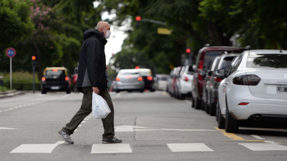 Este domingo, 851 personas resultaron positivas en la prueba diagnóstica para covid-19 (Nahuel Ventura/Crónica).