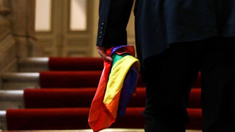 Fernández por el Día del Orgullo LGBTIQ+: "Amá a quien quieras. Sé quien quieras". (@alferdez)