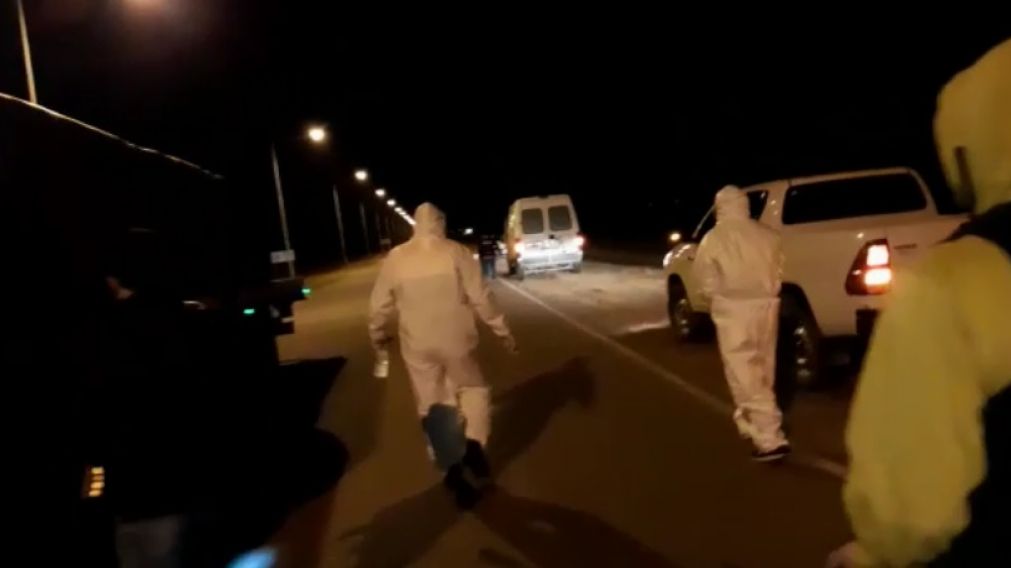 El remisero que llevaba a la gente al velorio intentó escapar, pero también terminó detenido y fue trasladado a un hospital (Gentileza El Litoral).