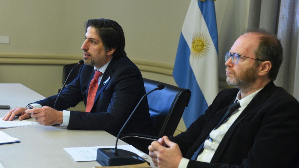 Trotta brindó detalles del plan junto a Diego Golombek.