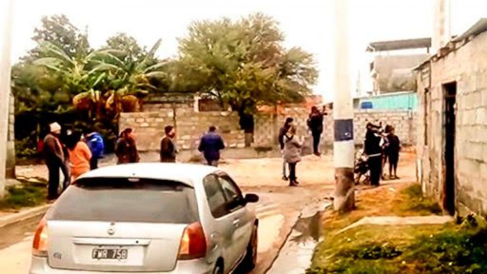 El velorios e hizo en la casa del niño (Twitter).