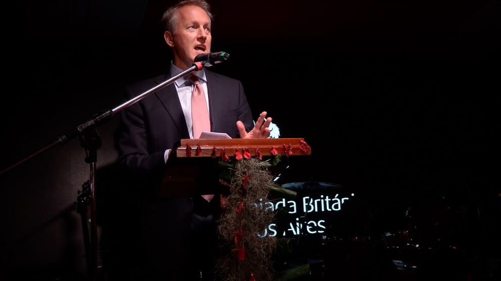 El festejo reunió a figuras de la política, la diplomacia y el sector privado. (Fernando Pérez Re/Crónica)