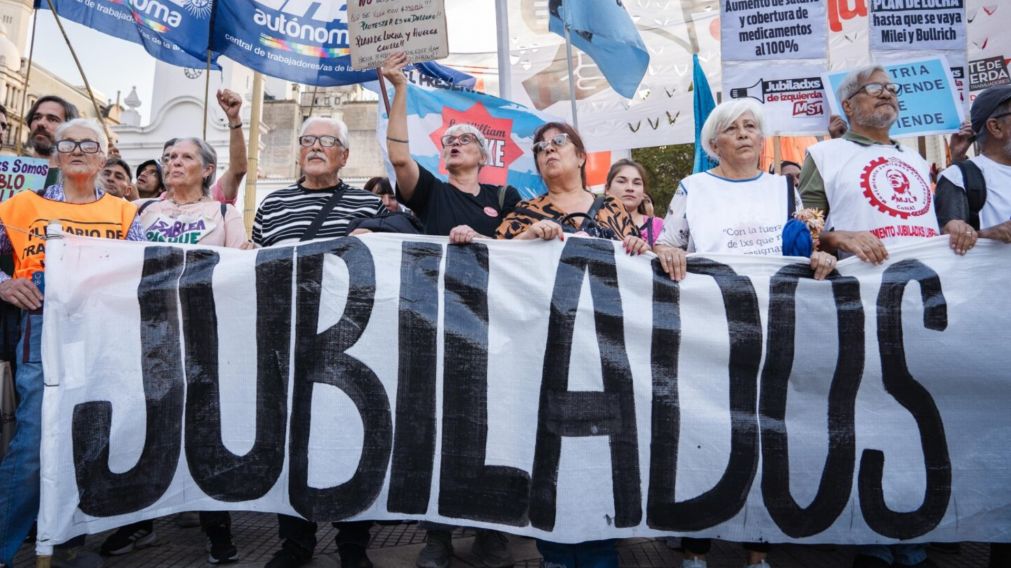 La marcha de jubilados se repetirá nuevamente un miércoles.