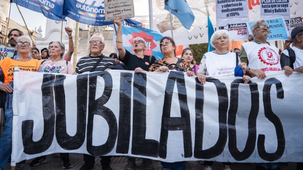 La marcha de jubilados se repetirá nuevamente un miércoles.