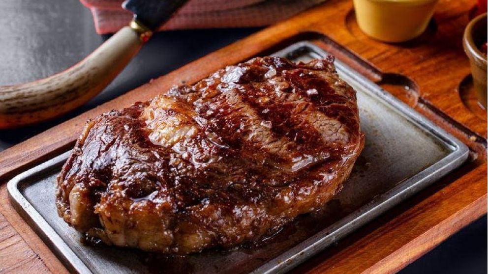 El exquisito corte de carne que queda como una "manteca" si se hace al horno y que puede conseguirse a $7600 el kilo.