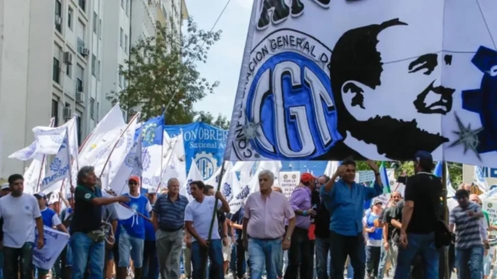 La CGT y el PJ se reunir�n esta tarde para manifestarse en contra de las reformas impulsadas por Milei.
