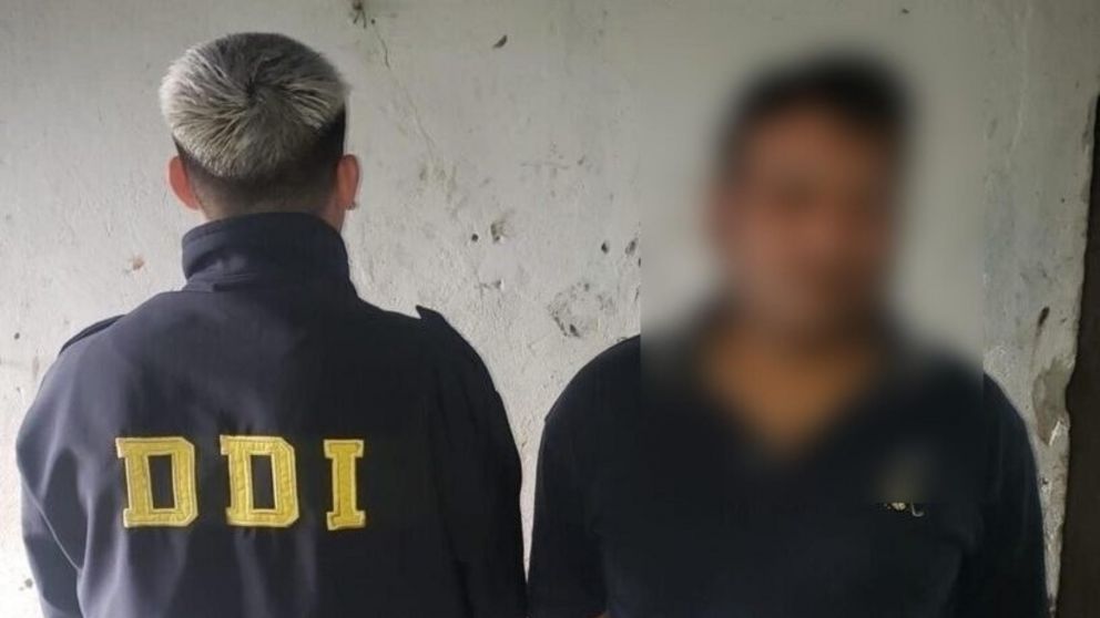Este es el sospechoso que resultó capturado por los investigadores policiales.