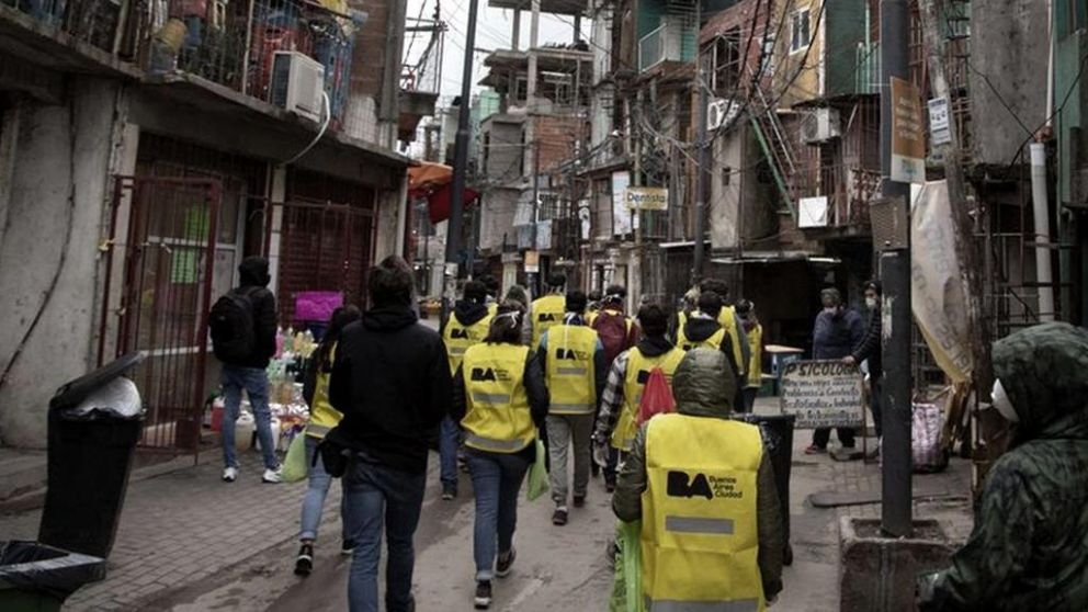 El total acumulado en territorio porteño es de 18.356 casos positivos y 389 muertes.