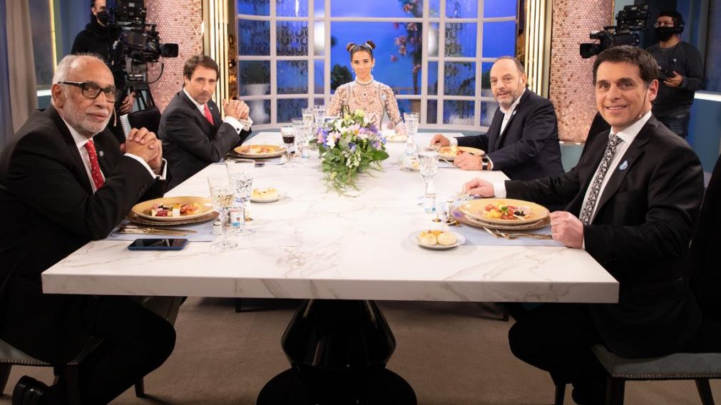 Las figuras de Radio Rivadavia AM 630 visitaron a Juana Viale en “La noche de Mirtha".