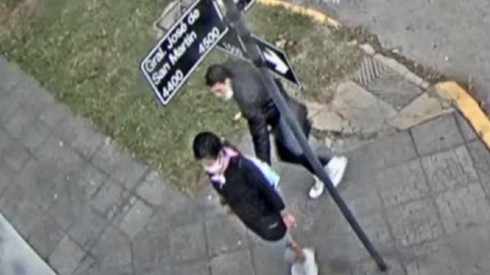 El hecho ocurrido en Vicente López quedó registrado por las cámaras de seguridad.