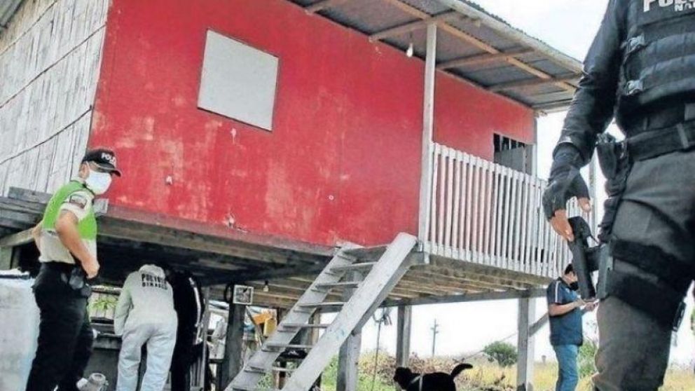 Se busca a los asesinos de las mujeres (Twitter).