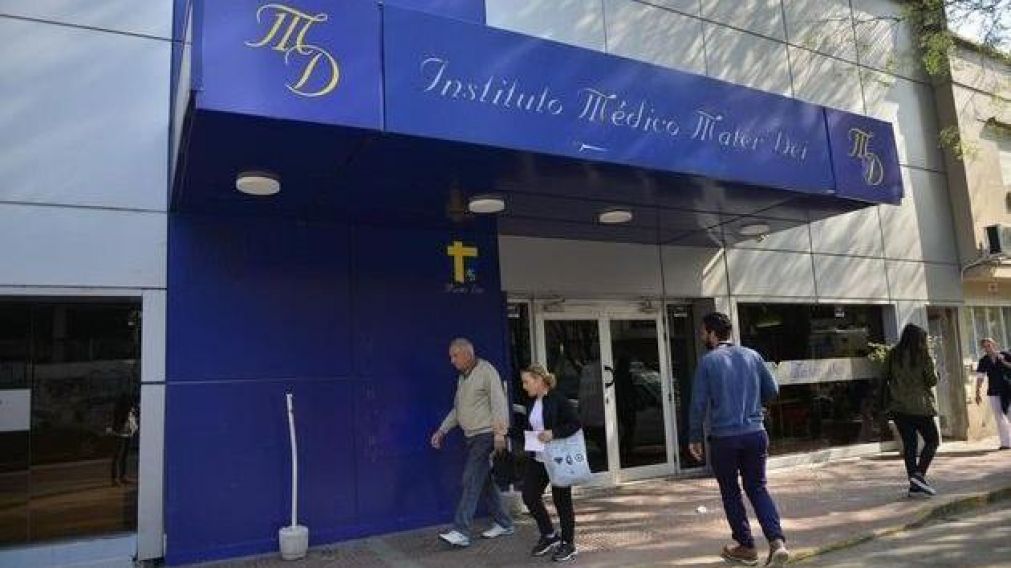 El instituto platense donde una mujer con coronavirus dio a luz a gemelas.