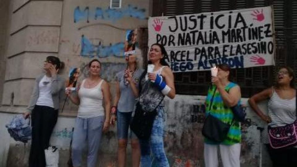 Los familiares de la víctima, en un reclamo de Justicia.