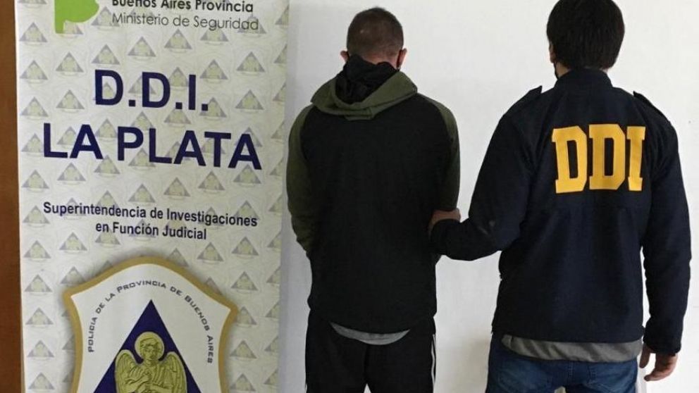 Se entregó el presunto autor material del crimen de una mujer en City Bell.