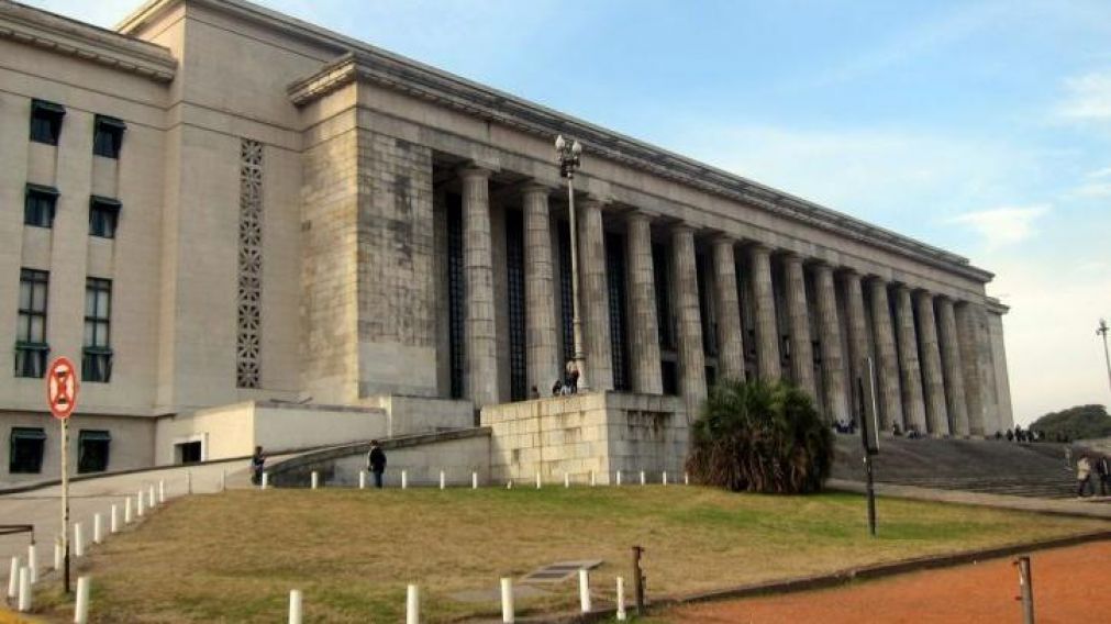 Es un indicador de referencia tanto para estudiantes como para docentes.