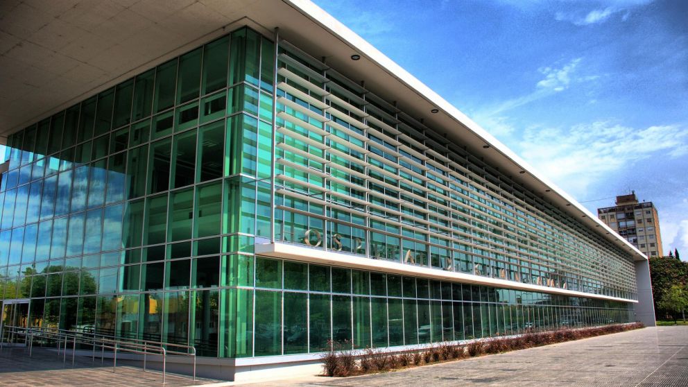 En Rosario, el Hospital Clemente Álvarez, a donde fue trasladada la víctima.