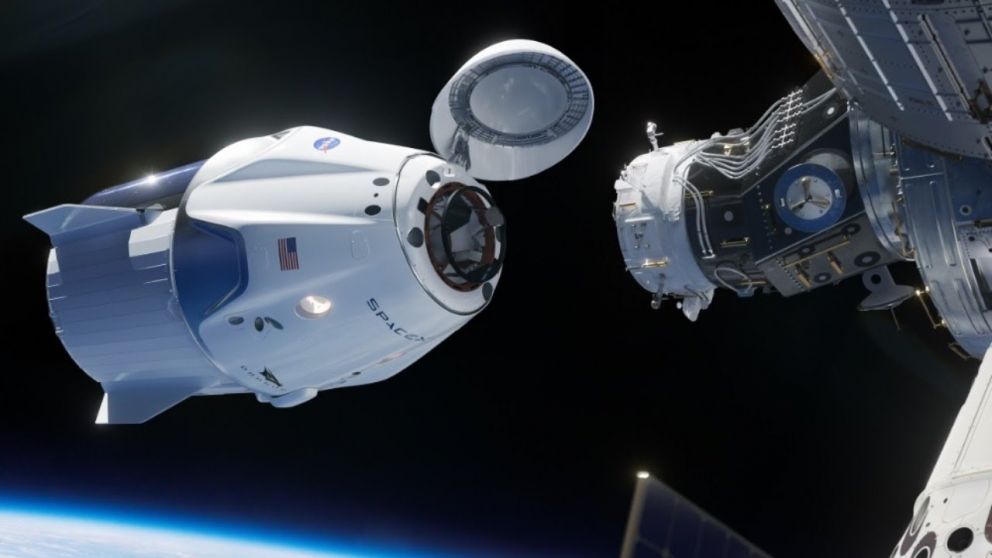 La misi�n tripulada yanqui lleg� a la estaci�n espacial internacional.�