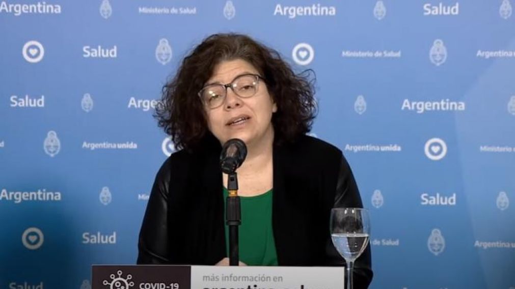 Carla Vizzotti, secretaria de Acceso a la Salud, durante una nueva emisión del reporte diario sobre el coronavirus (Captura de pantalla).