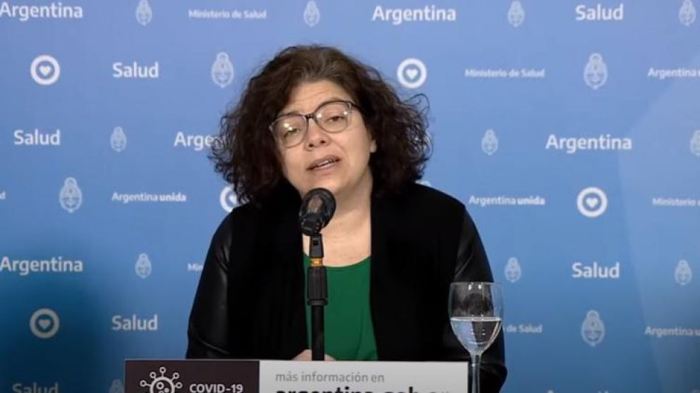 Carla Vizzotti, secretaria de Acceso a la Salud, durante una nueva emisión del reporte diario sobre el coronavirus (Captura de pantalla).