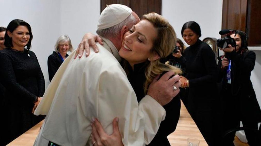 La primera dama Fabiola Y��ez participar� del encuentro virtual. 