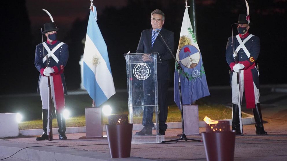 Rossi destacó la "comunión entre la sociedad y el Ejército". (Prensa Ministerio de Defensa)