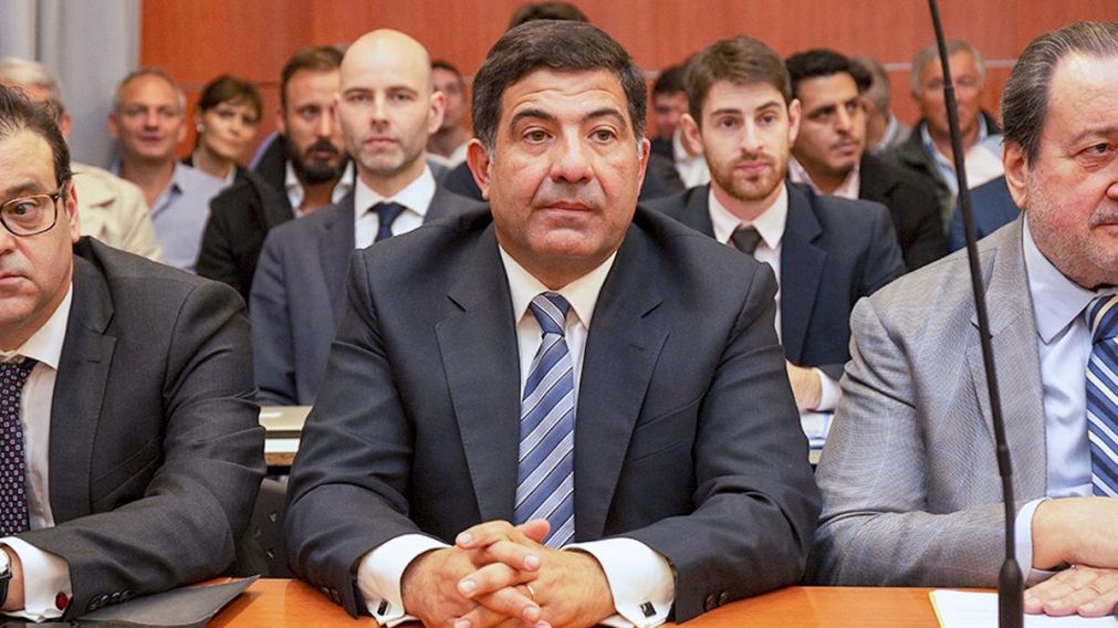 Ricardo Echegaray, absuelto de la compra de un auto diplomático.