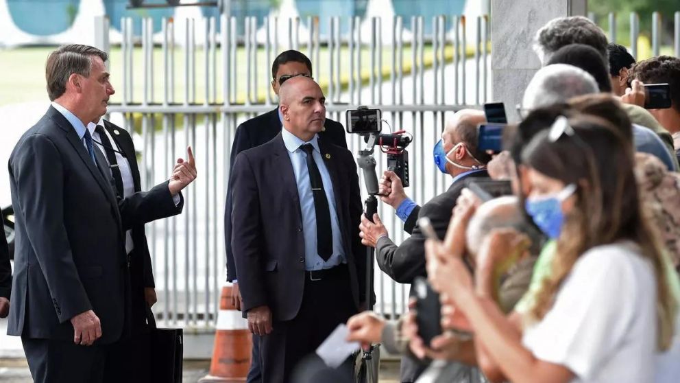Los medios repudian la actitud de los fanáticos de Bolsonaro y no harán más esta cobertura.