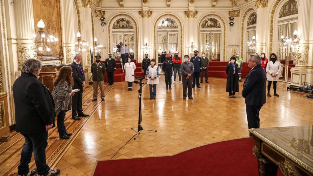 El presidente participó del acto por el aniversario de los 210 años de la Revolución de Mayo. (Prensa Presidencia)