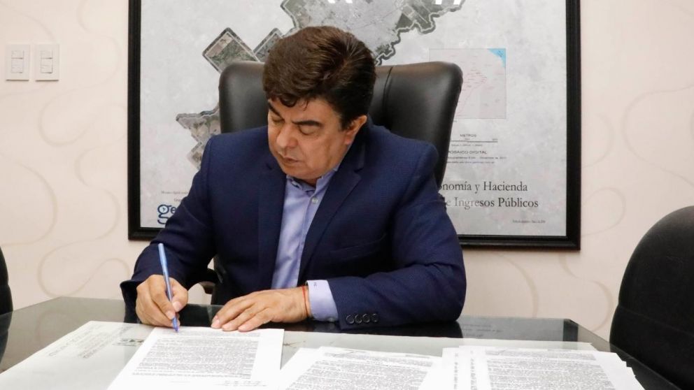 El intendente de La Matanza, Fernando Espinoza, autorizó las reaperturas 53 empresas.