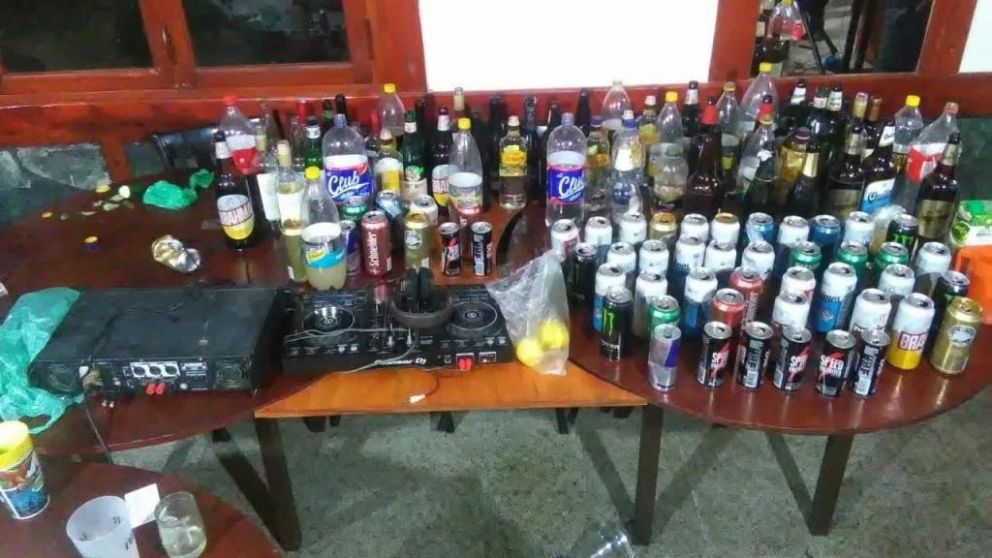 La fiesta electrónica quedó al descubierto tras una denuncia anónima. (Gentileza: 0223)