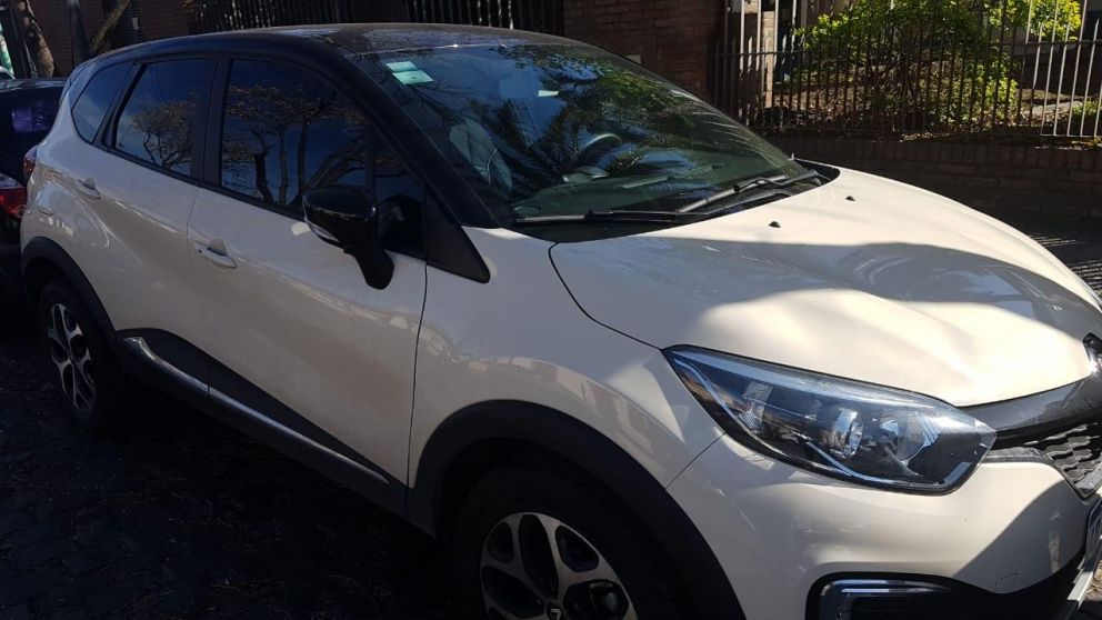 La camioneta de la víctima en la que fue secuestrada (Télam).