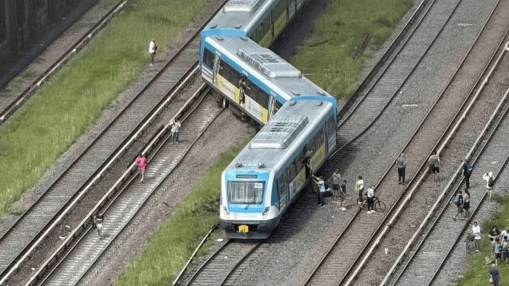 Un tren del Ferrocarril Sarmiento descarriló este martes (Archivo).