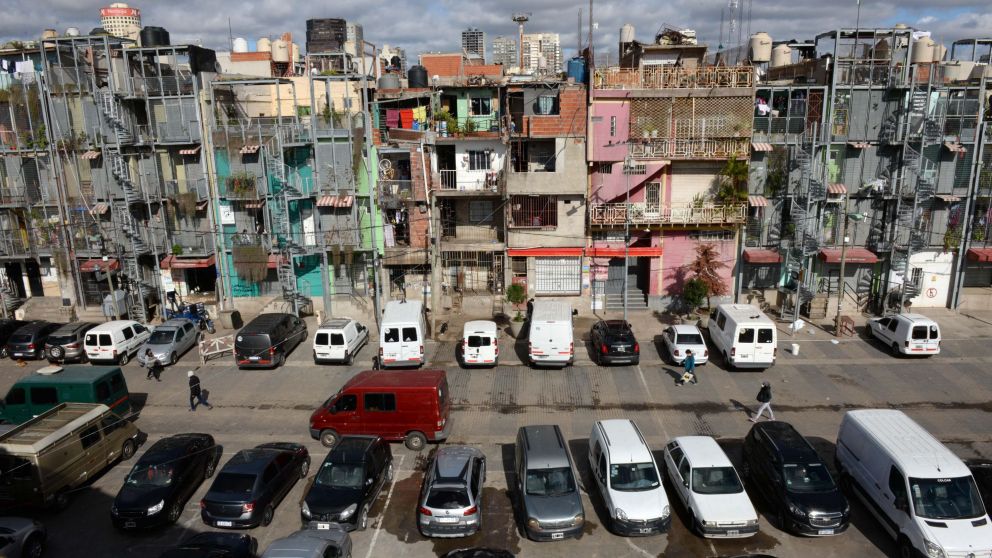 El barrio Padre Mujica de Retiro (ex villa 31) es uno de los que tiene más casos de coronavirus (Nahuel Ventura/Crónica/Archivo).