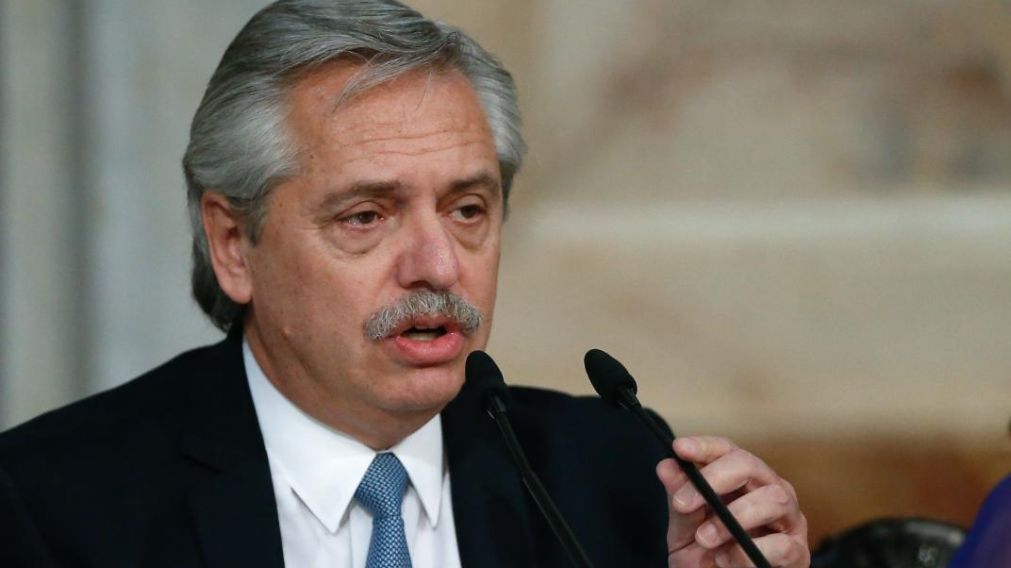 El gobierno destinó 1,65 billones de pesos para paliar la crisis del coronavirus.
