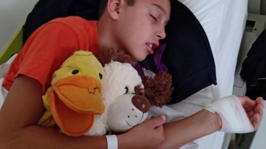 "LA INFANCIA DE THIAGO FUE CONDENADA Y LALO ESTÁ LIBRE ", DIJO DUSEK.