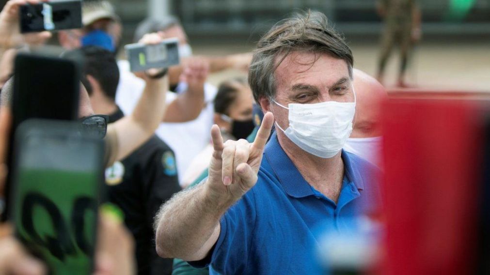 Los seguidores de Bolsonaro repartieron cloroquina.