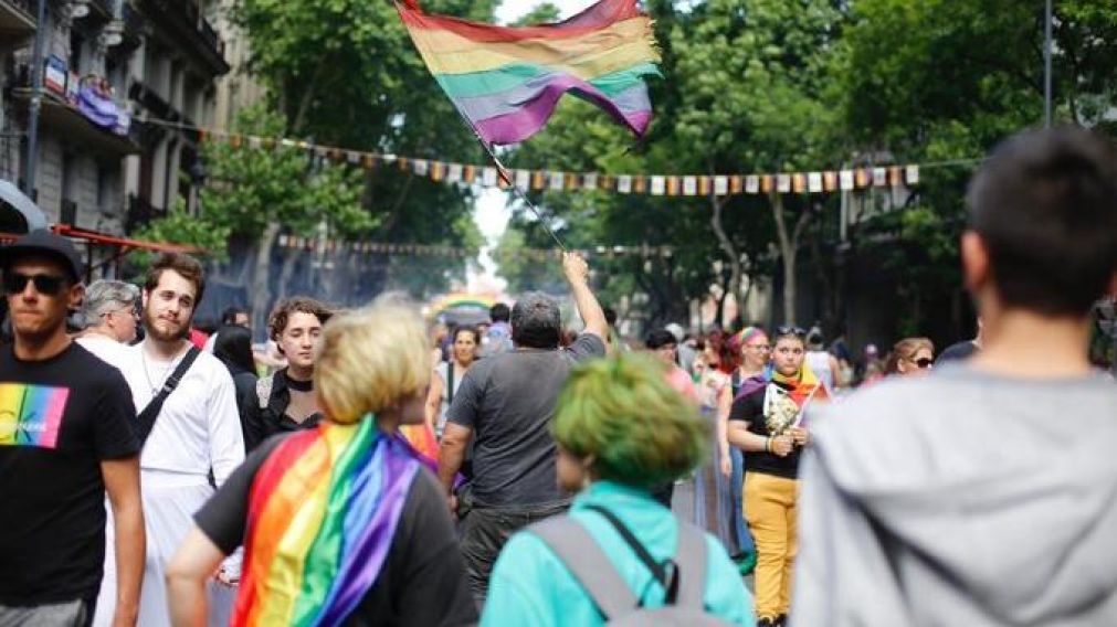 El presidente convocó a "celebrar el amor sin miedo" en el Día Internacional contra la Homofobia.