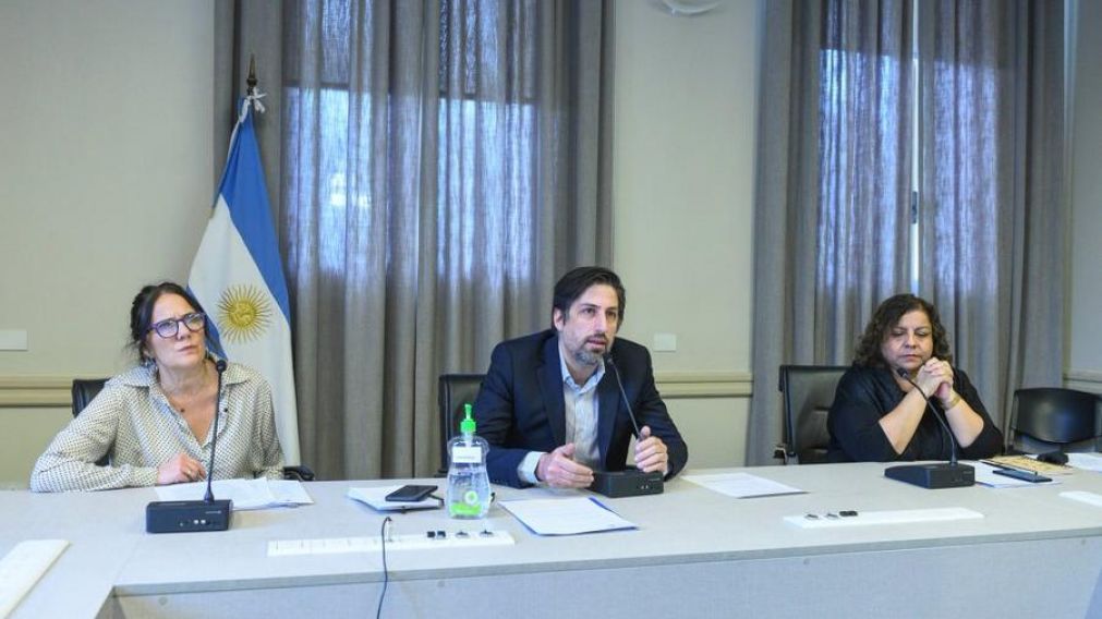 Lo resolvieron este viernes los ministros de Educaci�n de todo el pa�s. 