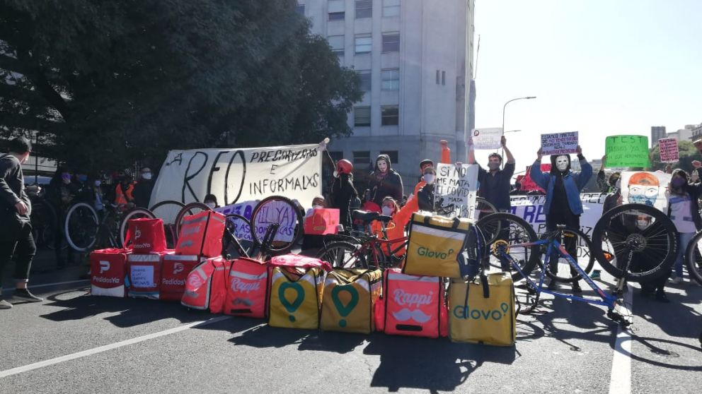 Ante Desarrollo Social solicitaron el pago del Ingreso Familiar de Emergencia.